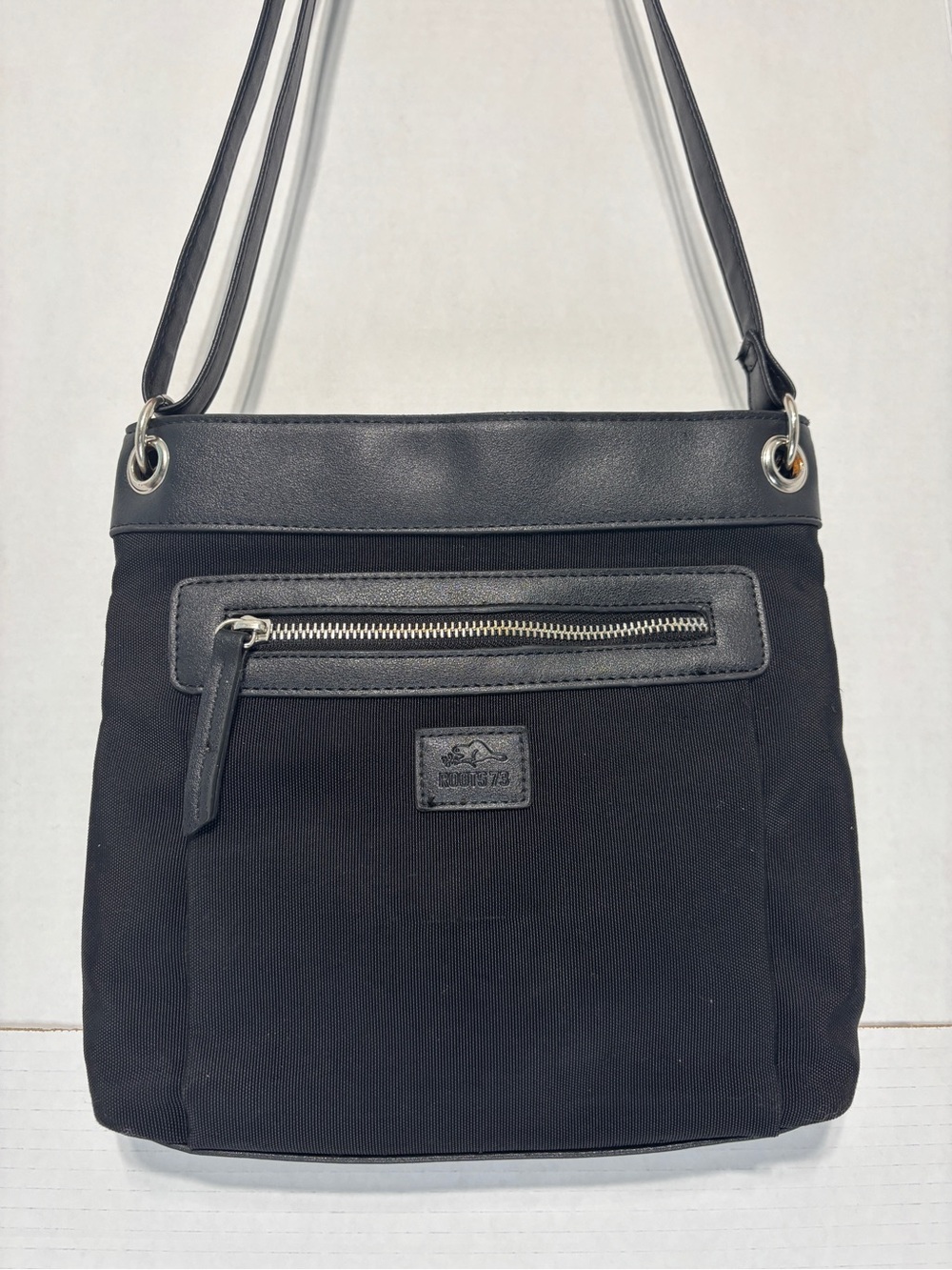 Roots Black Crossbody Bag Adjustable Strap Minimalist Casual Everyday Bag